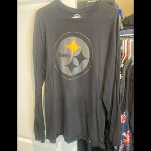 Steelers lone sleeve